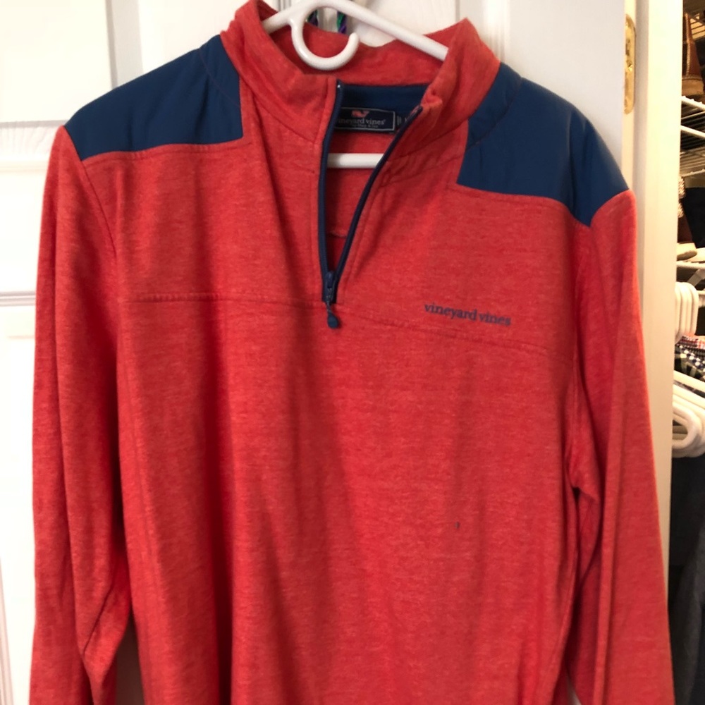 Vineyard Vines 1/4 zip men’s size L